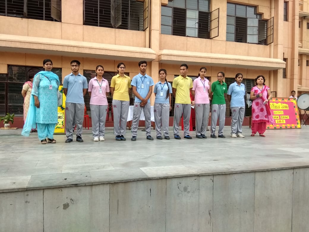Click to enlarge Caption first image